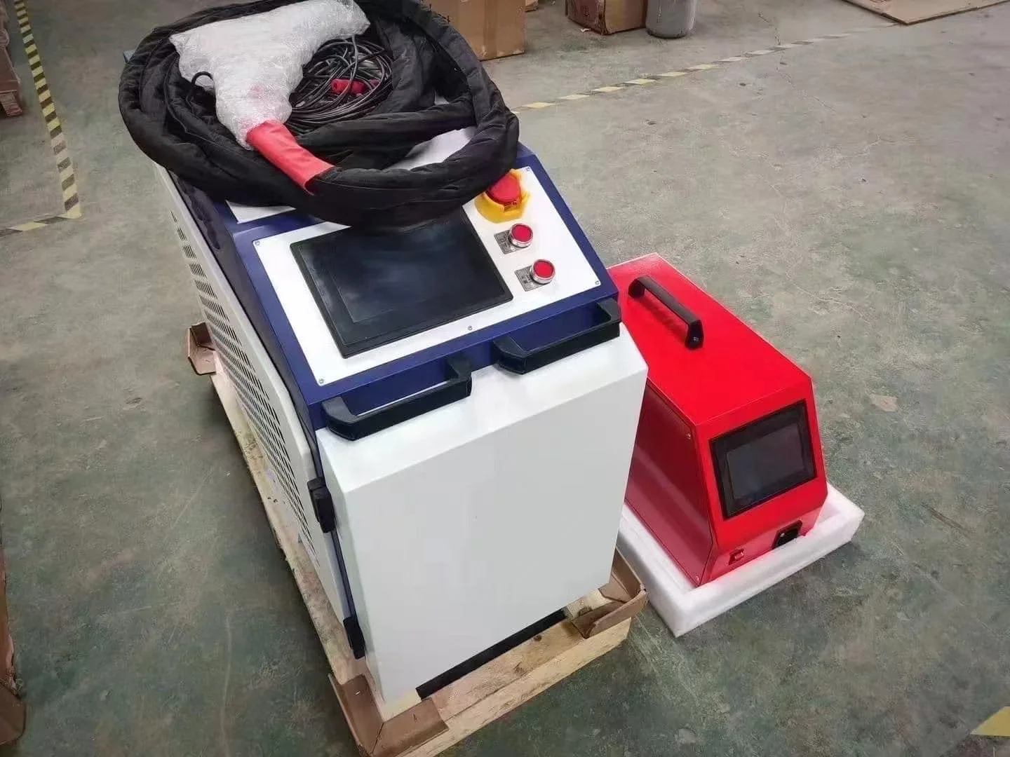 3 IN 1 Multifunction 1kw 1.5w  - đánh giá và giá Laser Welding Machine 3 In 1 Cutting Cleaning